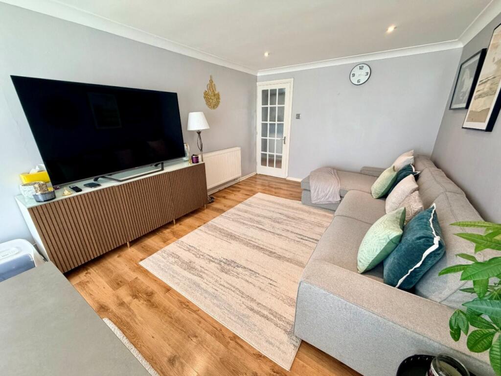 House in Basingstoke and Deane, Lychpit, Riverdene - More