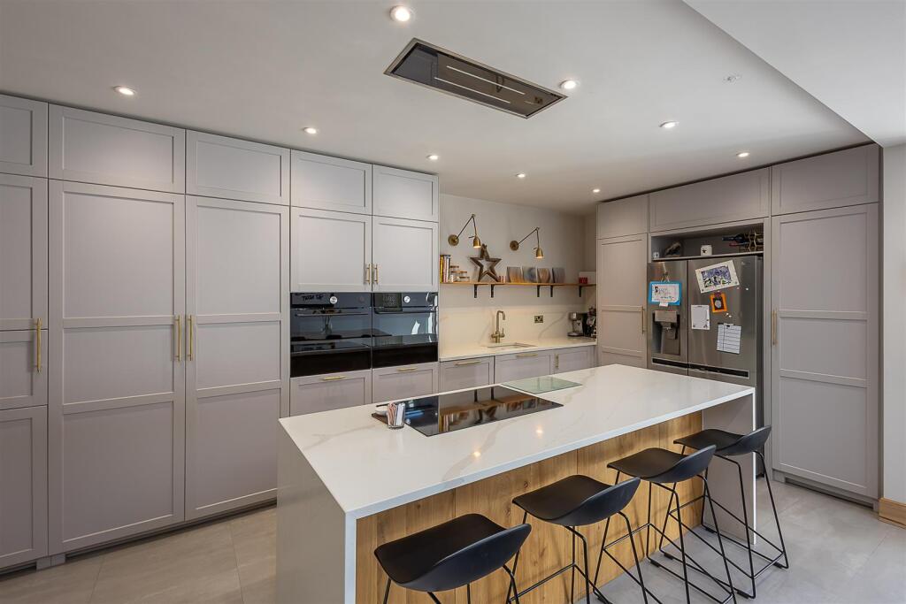 House in Newcastle upon Tyne - View 4