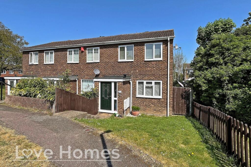 Main image of property: Pheasant Walk, Flitwick