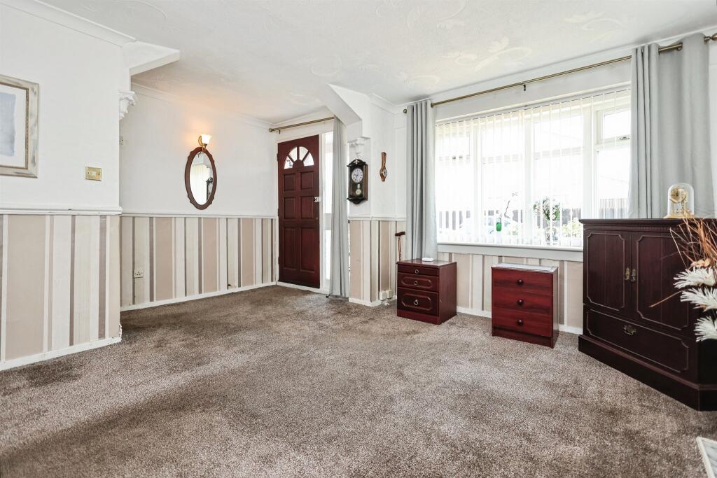 House in Solihull, Bickenhill and Marston Green - View 4