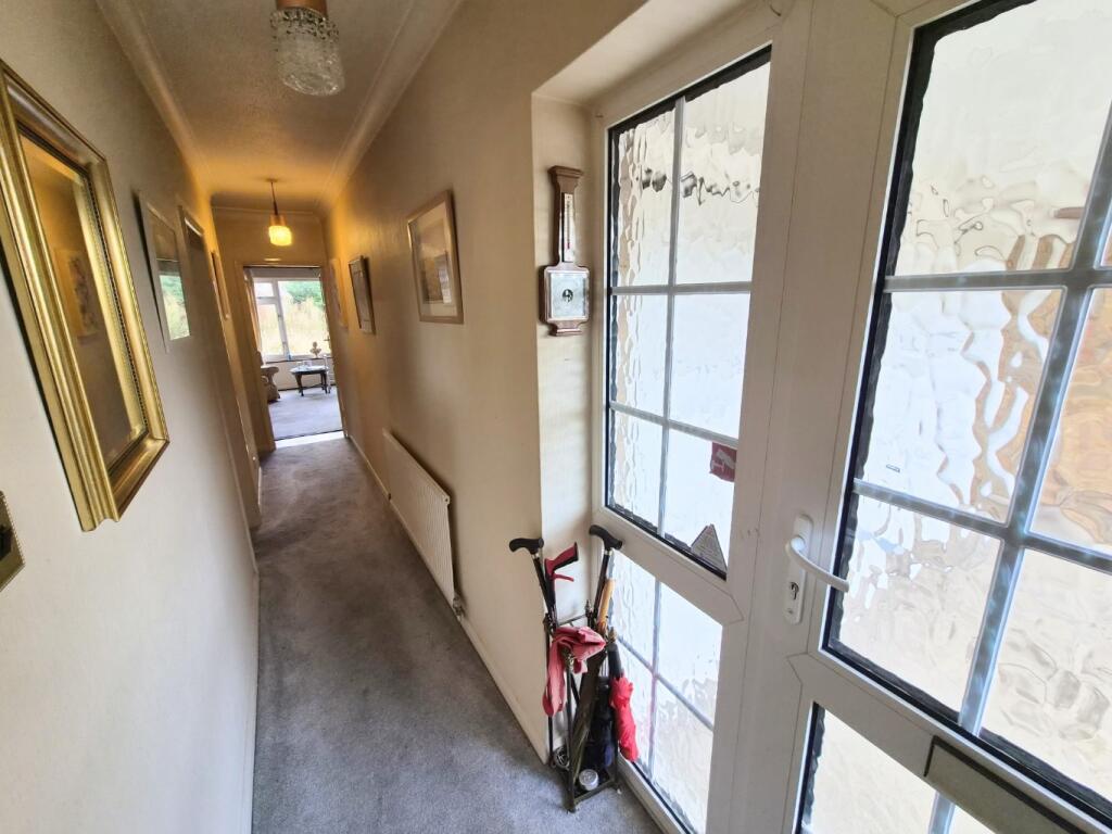 House in Rochford, Rayleigh - View 3