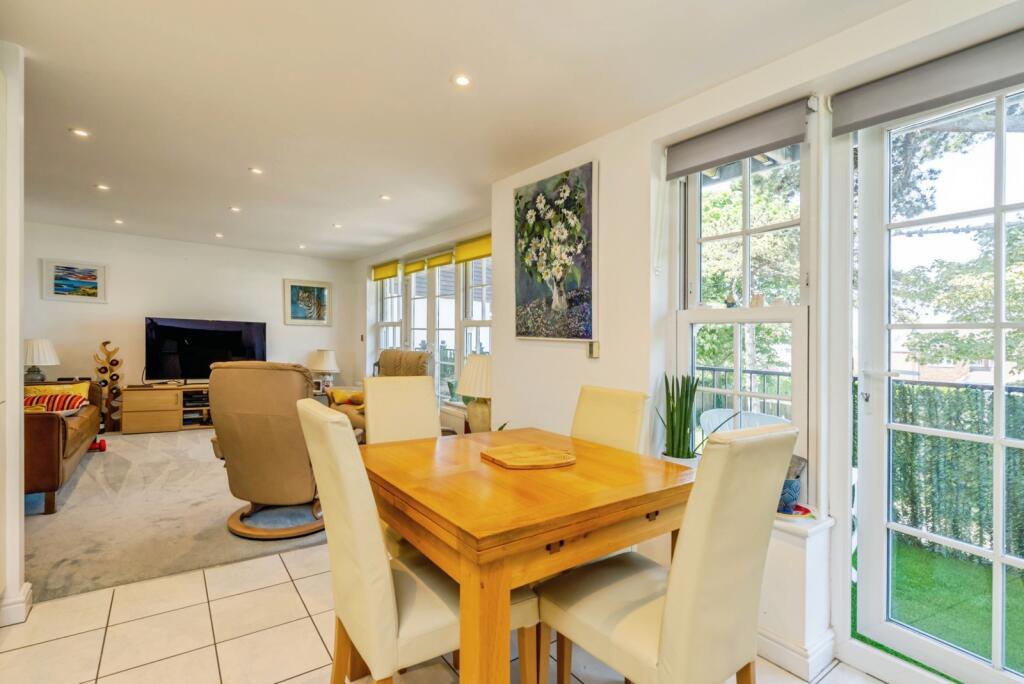 Apartment in Arun, Aldwick - View 6