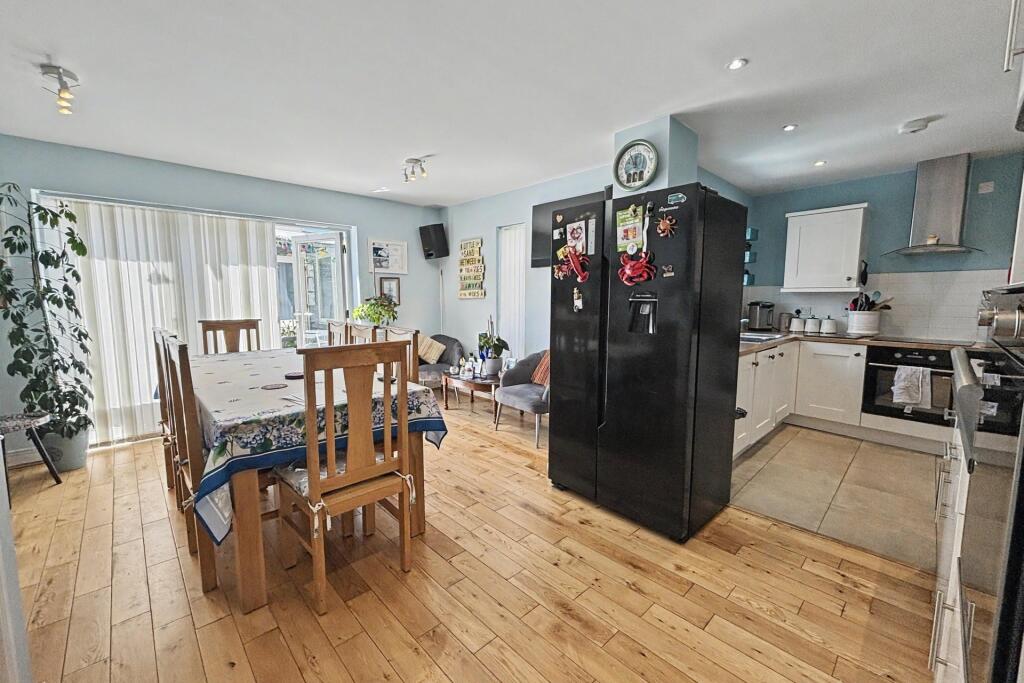 House in Dorchester - View 3