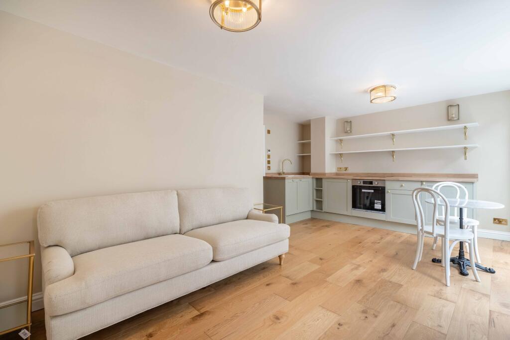 Apartment in London - View 5