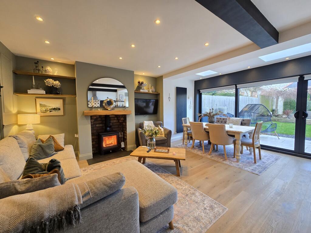 Main image of property: Barry, CF62