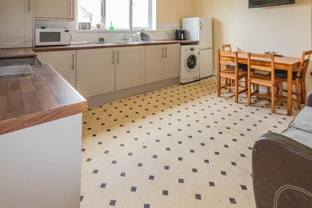 House in Bristol - View 2