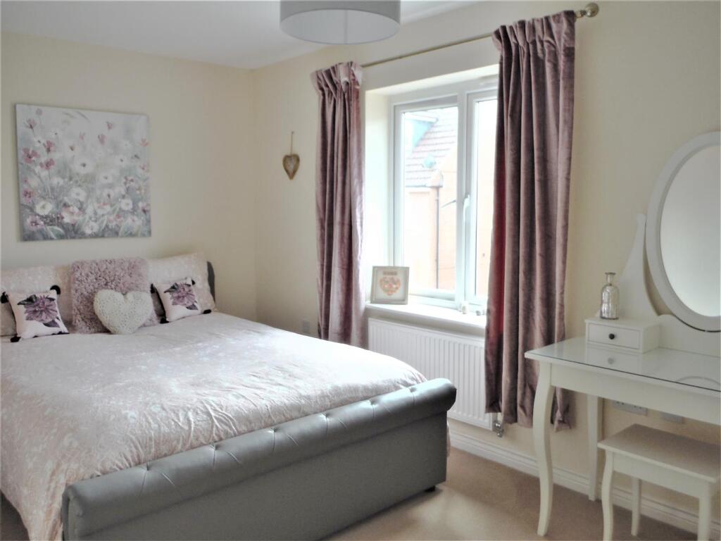 Apartment in Swindon - View 5