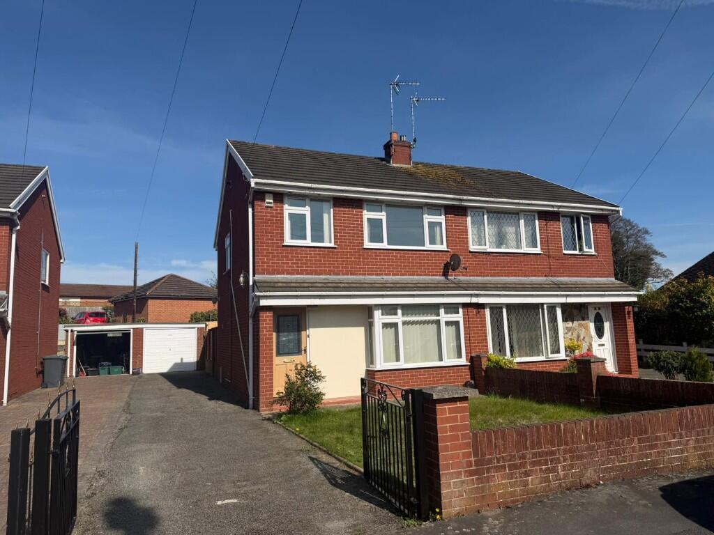 Main image of property: 24 Clarence Road, Wrexham, LL11 2EU
