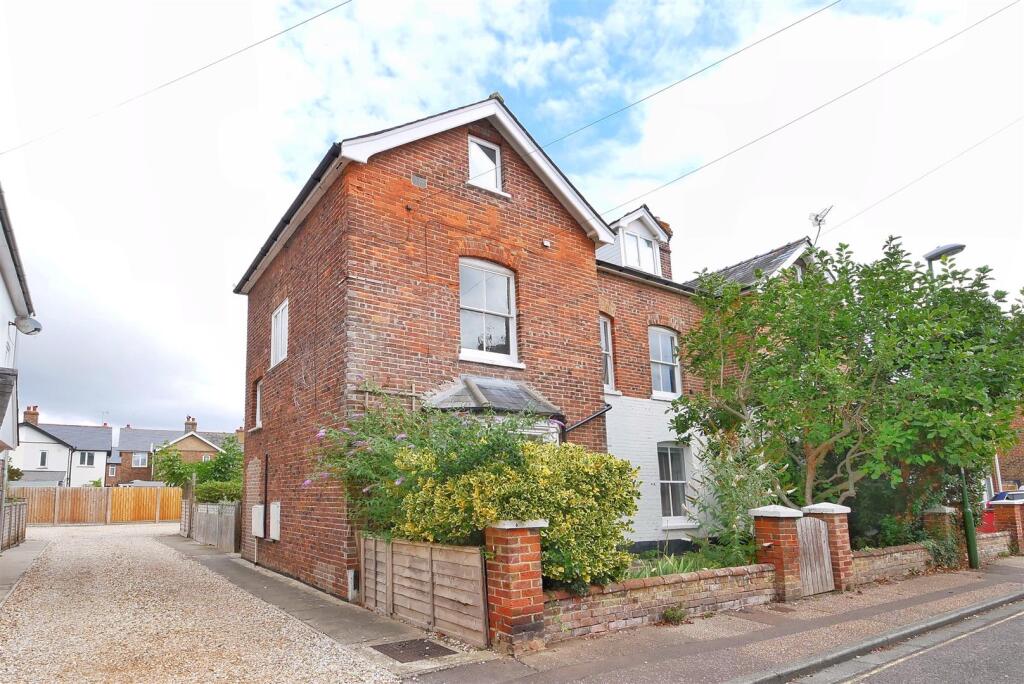 Main image of property: Cleveland Road, Chichester