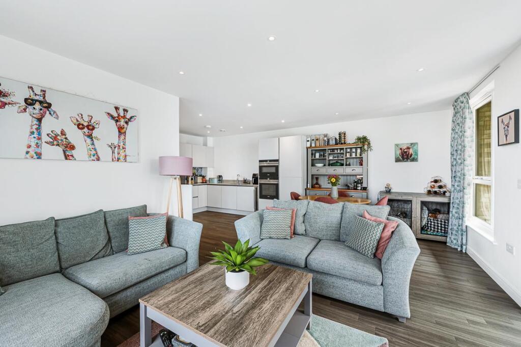 Apartment in London - View 4