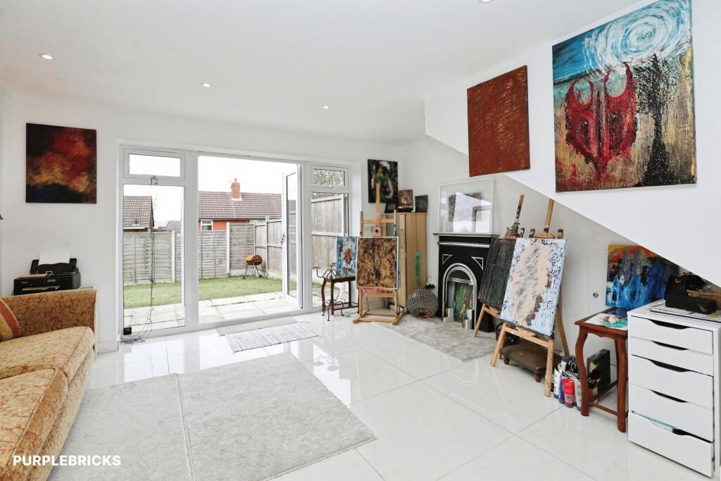 House in Stoke-on-Trent - View 5