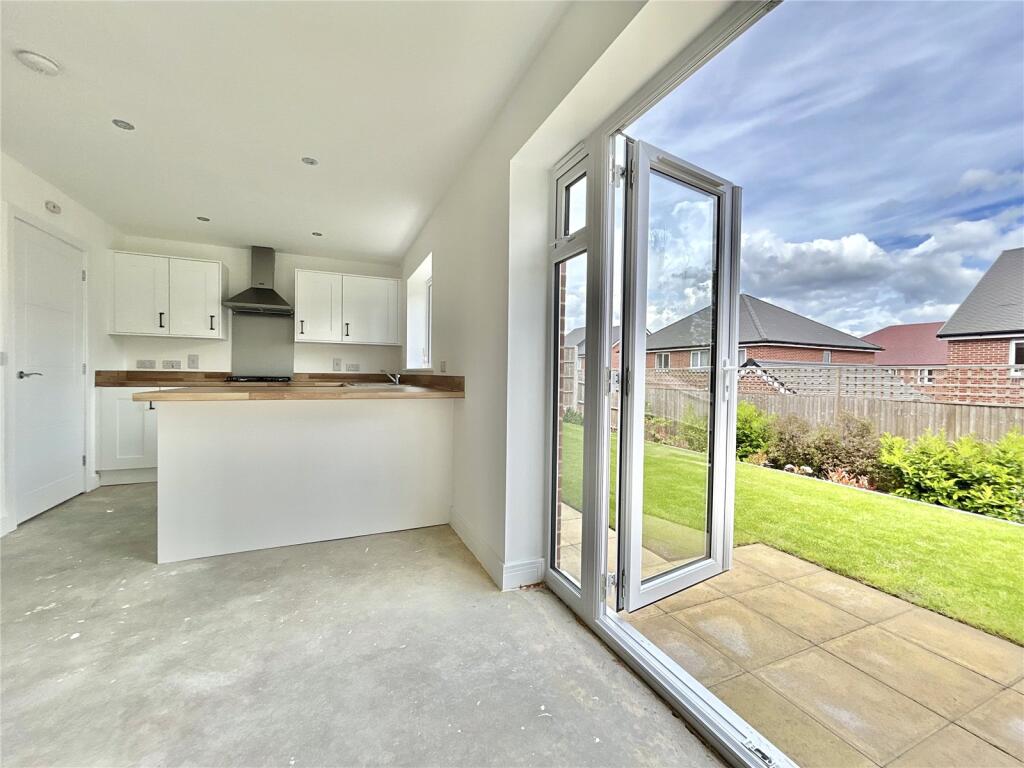 Citadel Grove, Blandford St. Mary, Blandford Forum, Dorset, DT11 - View 5