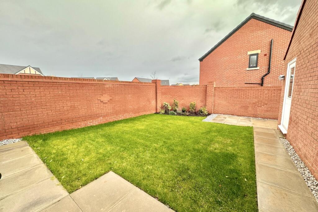Sundew Road, Shavington, Crewe, Cheshire, CW2 photo 3