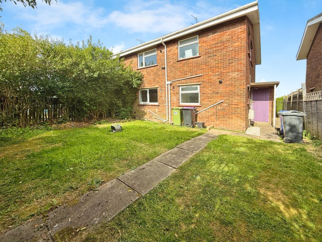 Main image of property: Baines Road, Gainsborough, DN21