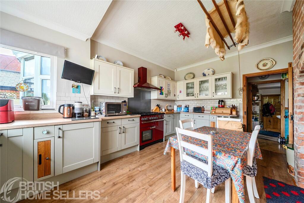 House in Bridlington, East Riding of Yorkshire - View 3