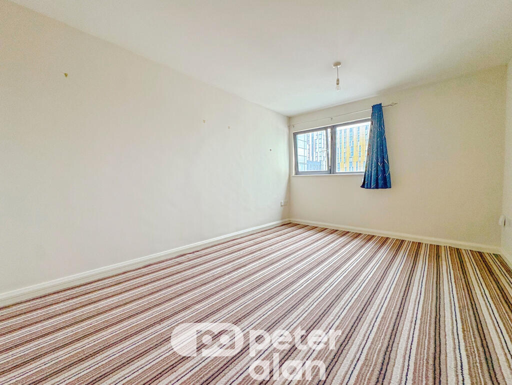 Apartment in Cardiff - View 5