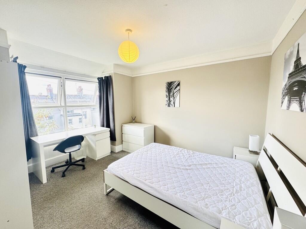 Main image of property: Hillside Avenue, Room 2, Mutley