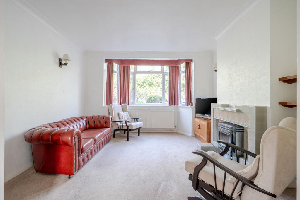 Link Way, Denham photo 2