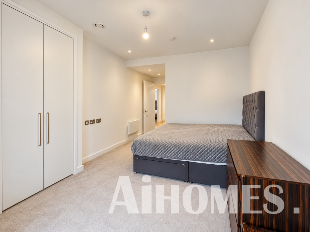 Apartment in Manchester - View 3