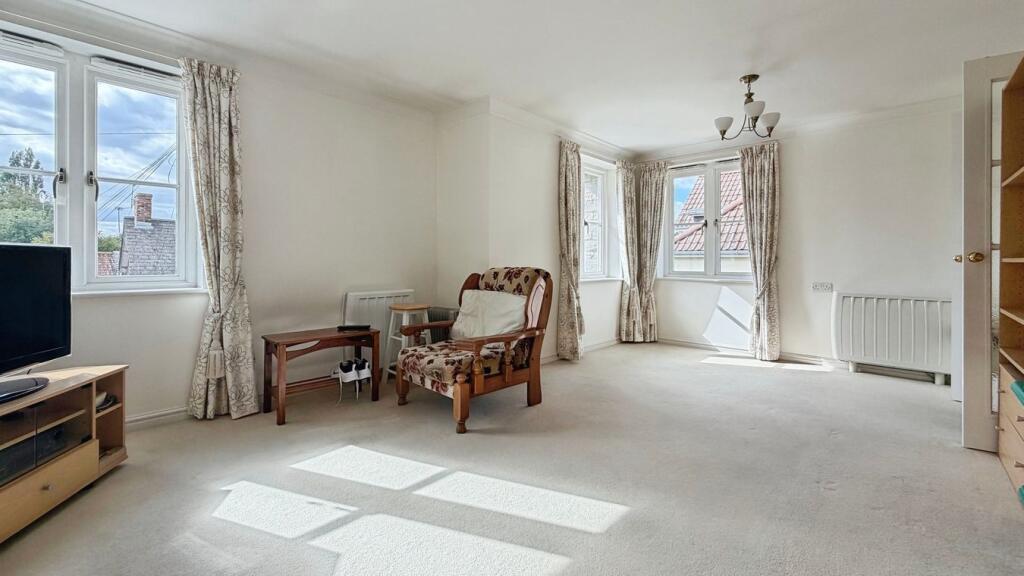 Somerton Road, Street, BA16 photo 3