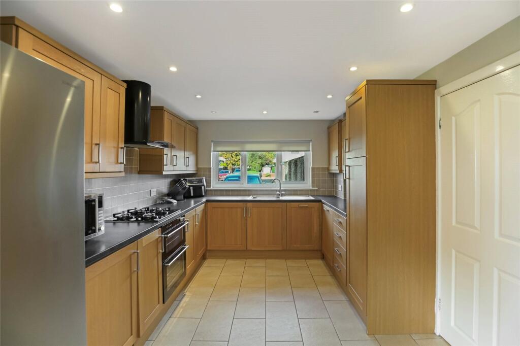 House in Kilmarnock, North Ayrshire - View 3