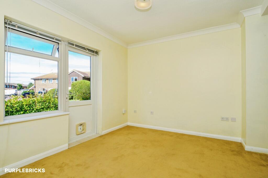 Apartment in Canterbury - View 5