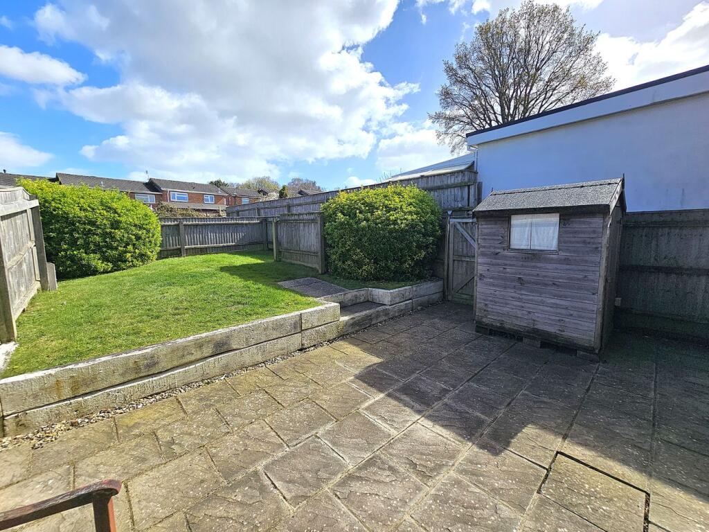 Moor View Road, Oakdale, POOLE, BH15 photo 2