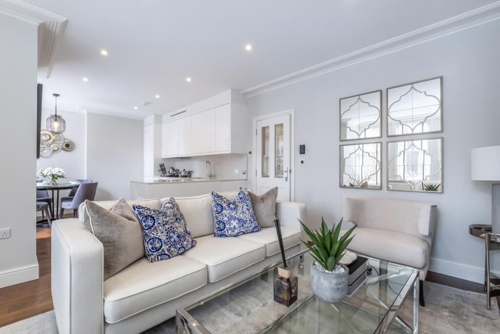 Apartment in London - View 2