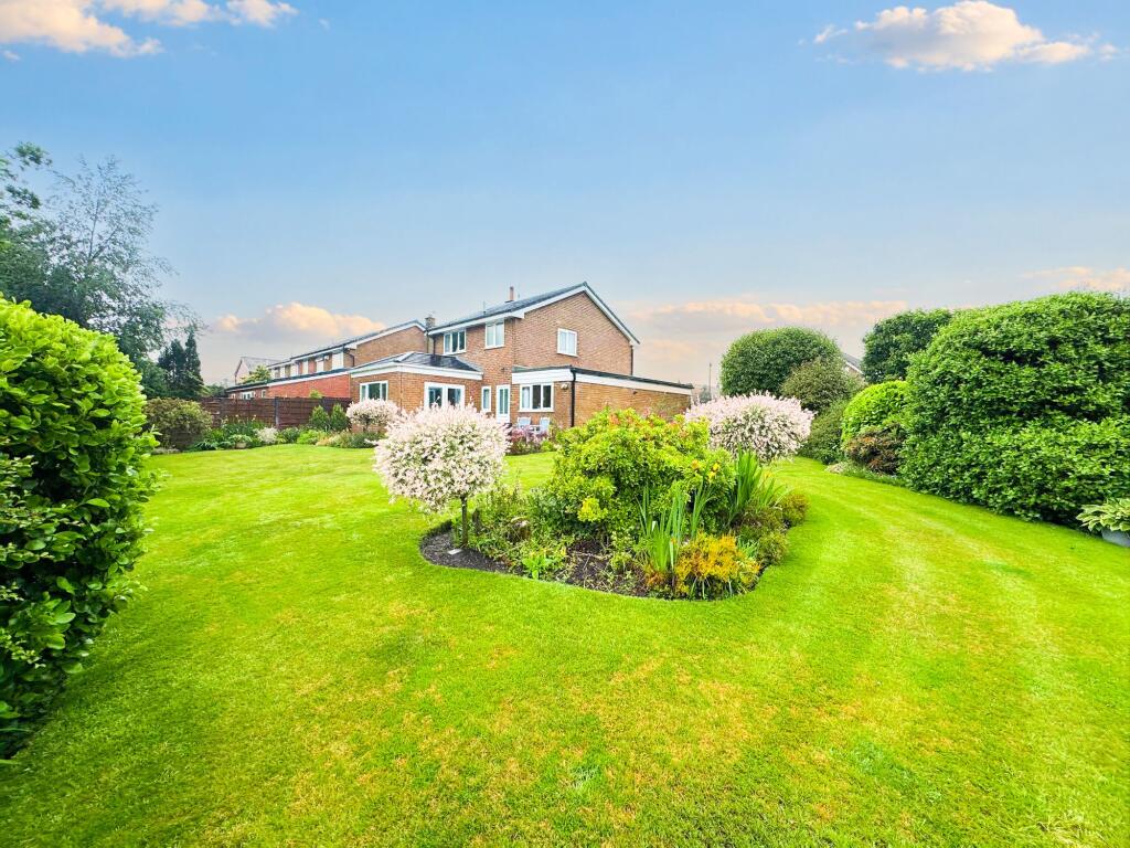 Ribbleton Close, Seddons Farm, Bury BL8 2TH photo 2