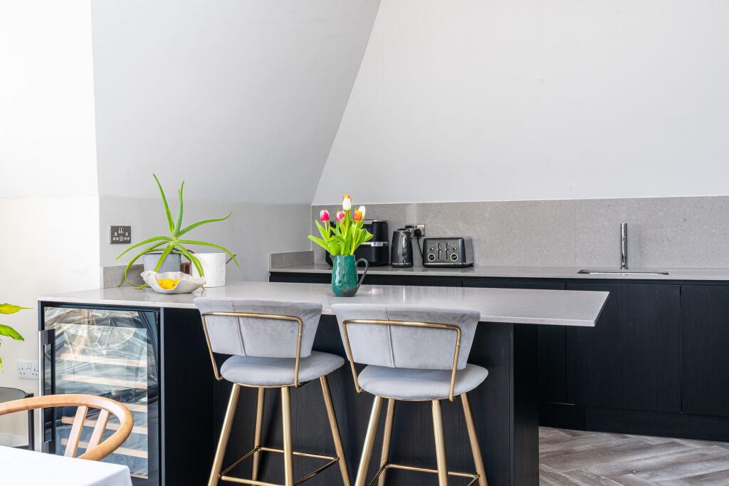 Apartment in London - View 5