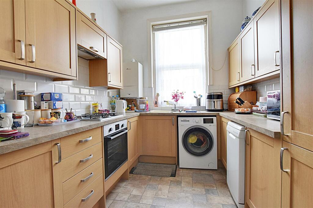 Apartment in Tonbridge - View 4