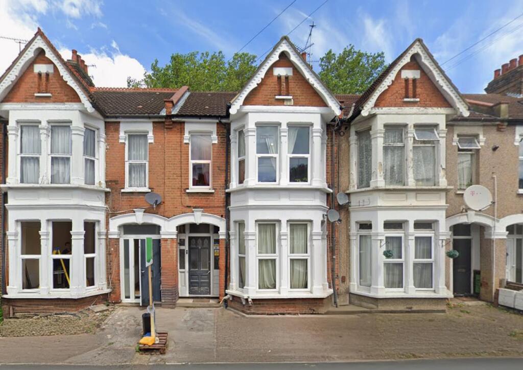 Main image of property: Central Avenue, Southend-On-Sea