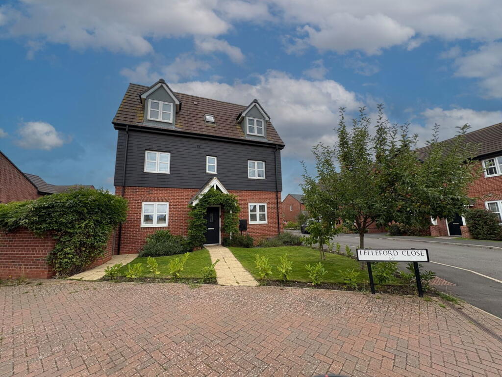 Main image of property: Lelleford Close, Long Lawford, Rugby, Warwickshire, CV23 9FP