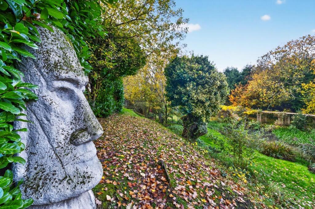 The Secret Valley, Hopefold Drive, Worsley, M28 3PW - More