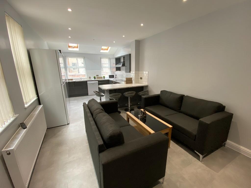 House in Manchester - More