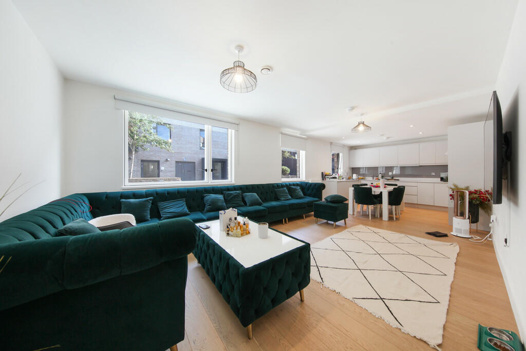 Main image of property: Oriental Square, London