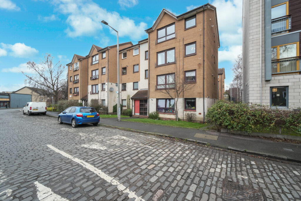 Main image of property: 48/7 North Fort Street, Edinburgh, EH6 4HW