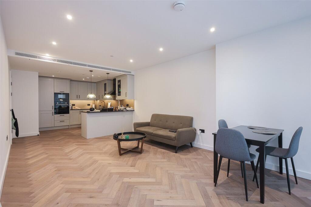 Apartment in London - View 2