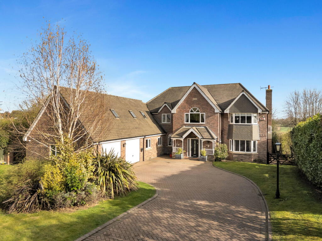 Main image of property: Holling Moor Lane, Wickersley, Rotherham, S66 1AL