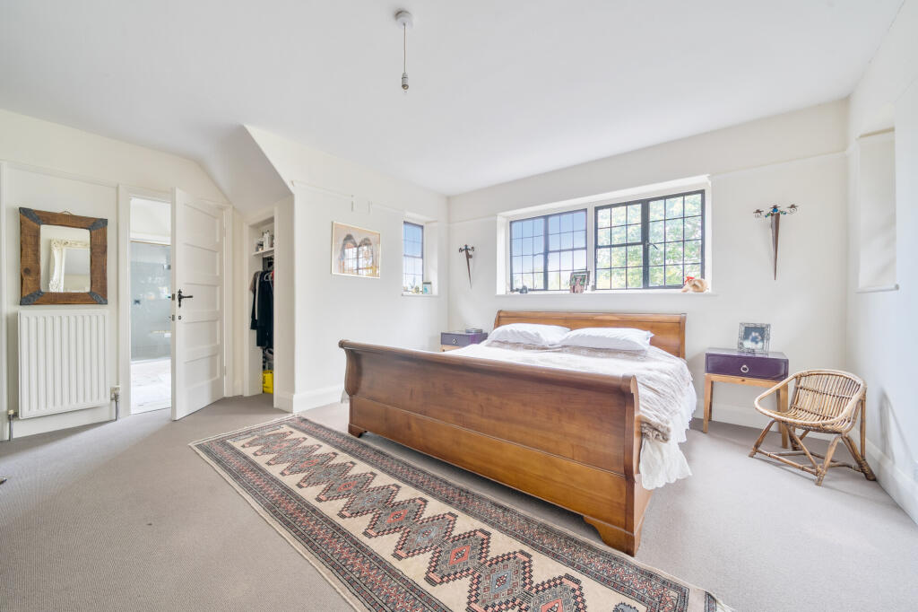 Friern Barnet Lane, Whetstone, N20 photo 4