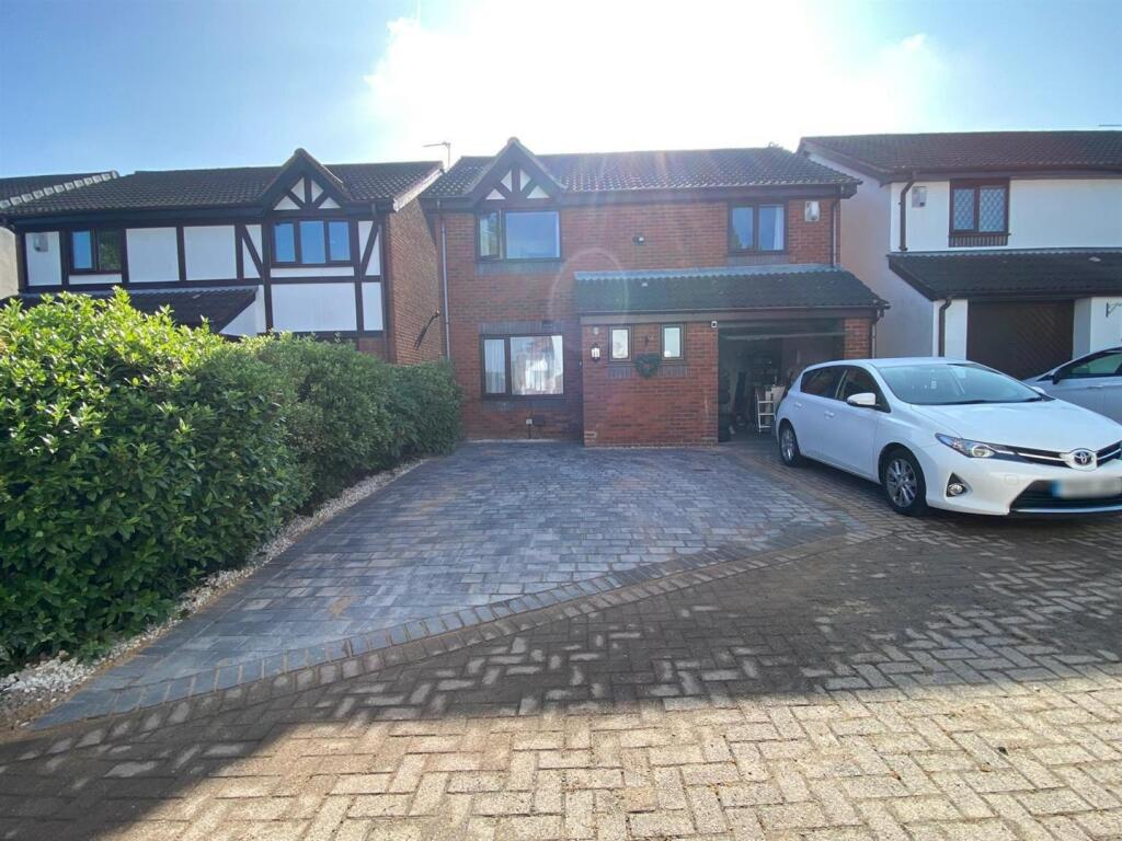 Main image of property: Fairhaven Close, Great Sankey, Warrington