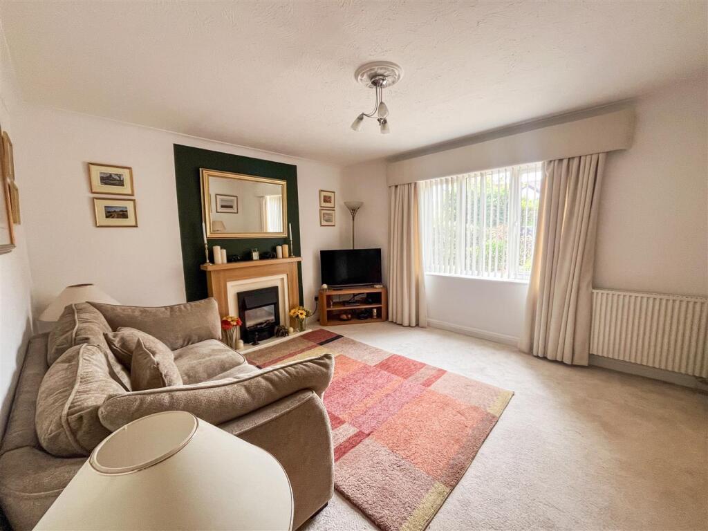Apartment in Wealden, Sandy Cross, Heathfield and Waldron - View 4