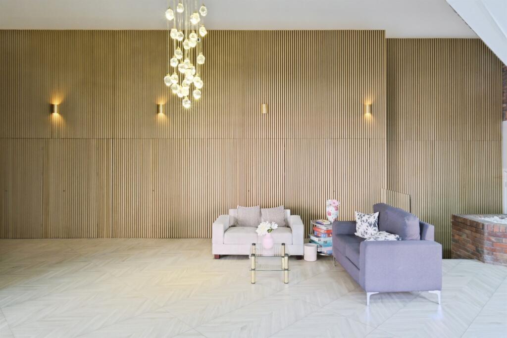 Apartment in Salisbury - View 3