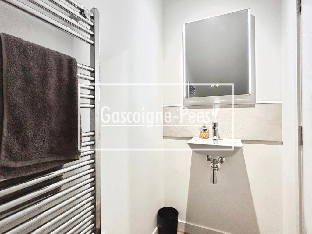 Apartment in Reading - More