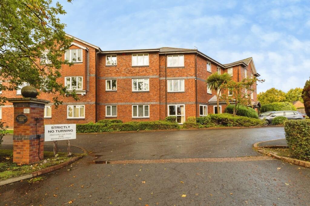 Main image of property: Hinderton Road, Neston, CH64