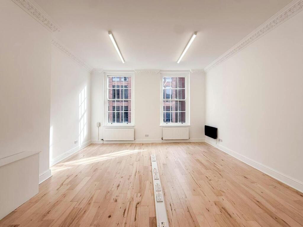 Kings Court_office to let_altrincham-08.jpg