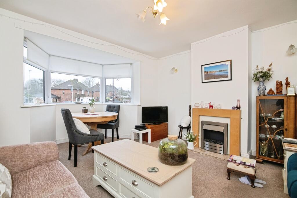 House in Dudley, West Midlands - View 2