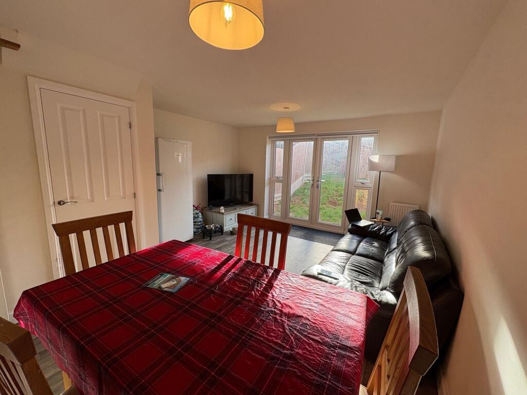 Frideswide Street, Buckingham, MK18 photo 3