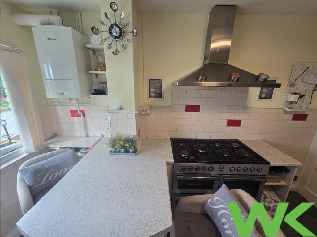 Apartment in Sandwell, West Midlands - More