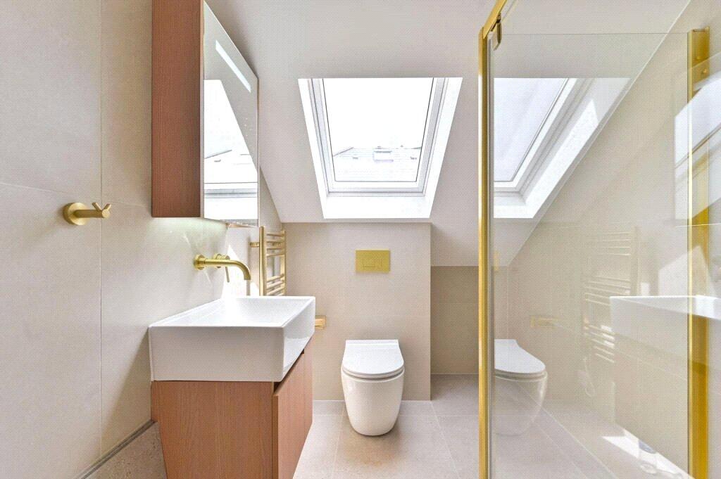 Apartment in London - View 5